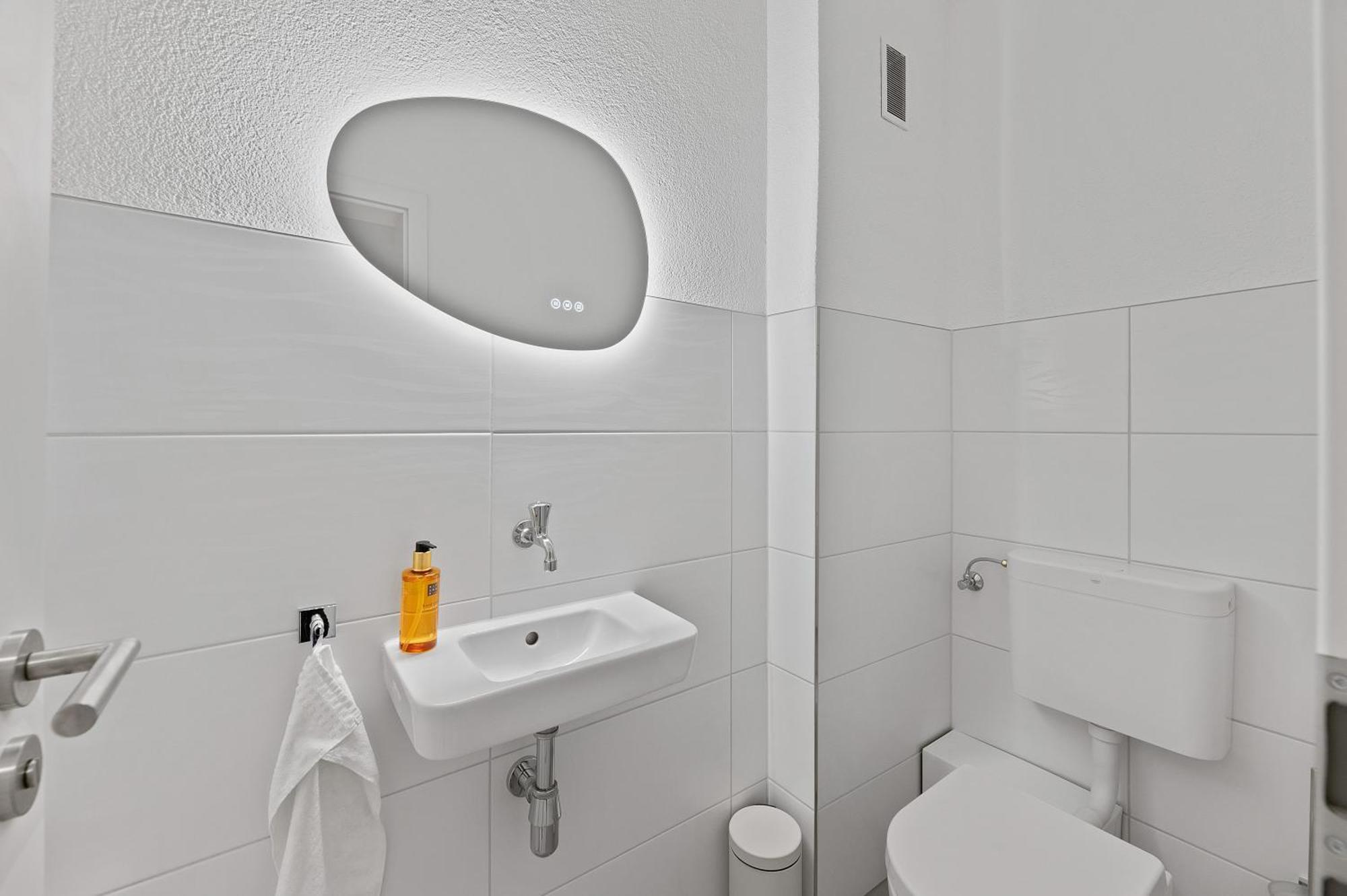 Roomfall Am Kurpark Mit Blick Ins Gruene-Parkplatz-Waschmaschine-Kueche-Wifi Bad Rappenau Exterior photo